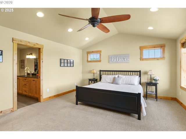 113 SHORTLINE Dr, Winlock, WA 98596