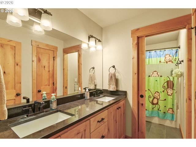 113 SHORTLINE Dr, Winlock, WA 98596