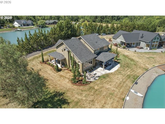 113 SHORTLINE Dr, Winlock, WA 98596