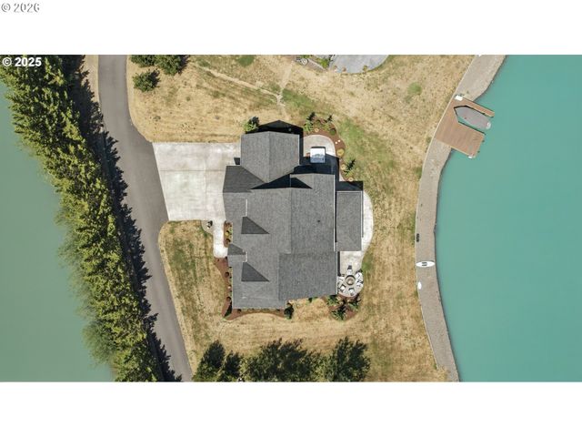 113 SHORTLINE Dr, Winlock, WA 98596