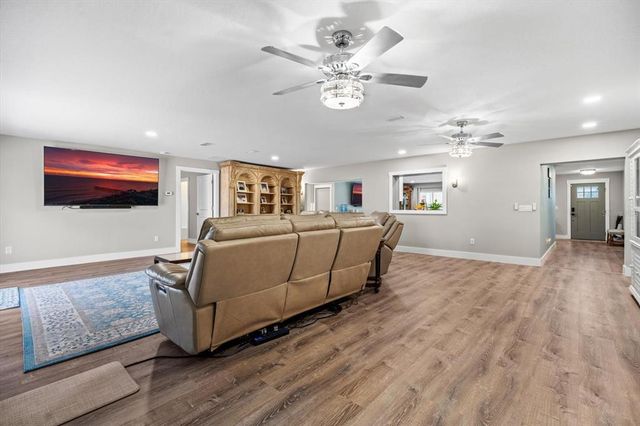 15 CLOVERDALE COURT S, Palm Coast, FL 32137