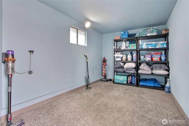 6903 S Cheyenne Street, Tacoma, WA 98409