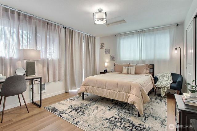 6903 S Cheyenne Street, Tacoma, WA 98409