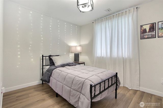 6903 S Cheyenne Street, Tacoma, WA 98409