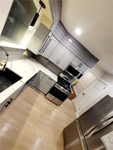 3566 Beechwood Blvd, Squirrel Hill, PA 15217