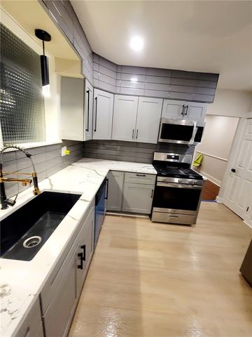 3566 Beechwood Blvd, Squirrel Hill, PA 15217