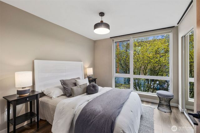 302 N 107th Street, Seattle, WA 98133