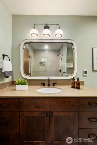 302 N 107th Street, Seattle, WA 98133