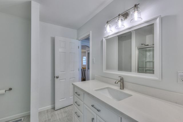 4861 Bethesda Rd, Thompsons Station, TN 37179