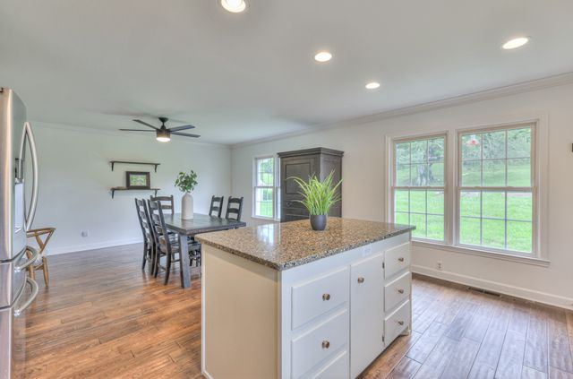4861 Bethesda Rd, Thompsons Station, TN 37179