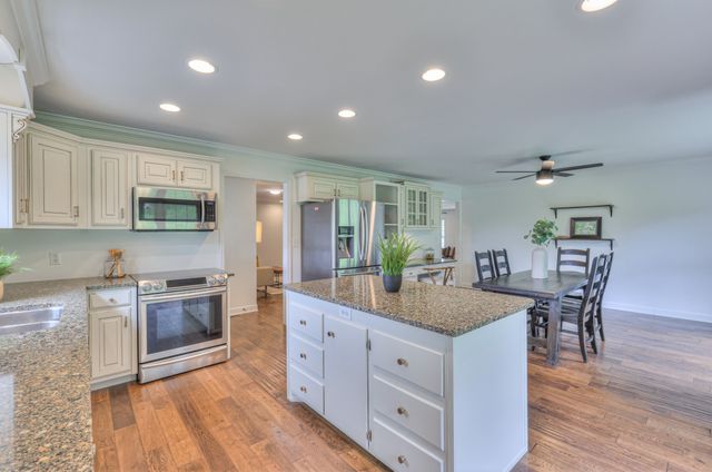 4861 Bethesda Rd, Thompsons Station, TN 37179