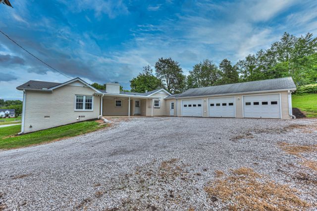 4861 Bethesda Rd, Thompsons Station, TN 37179