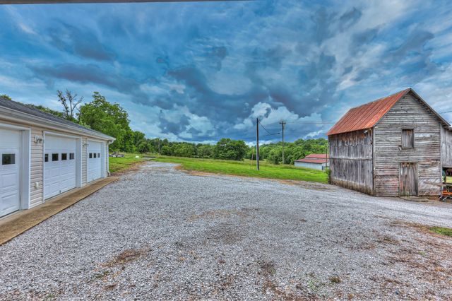 4861 Bethesda Rd, Thompsons Station, TN 37179
