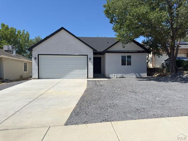 2721 Wills Blvd, Pueblo, CO 81003