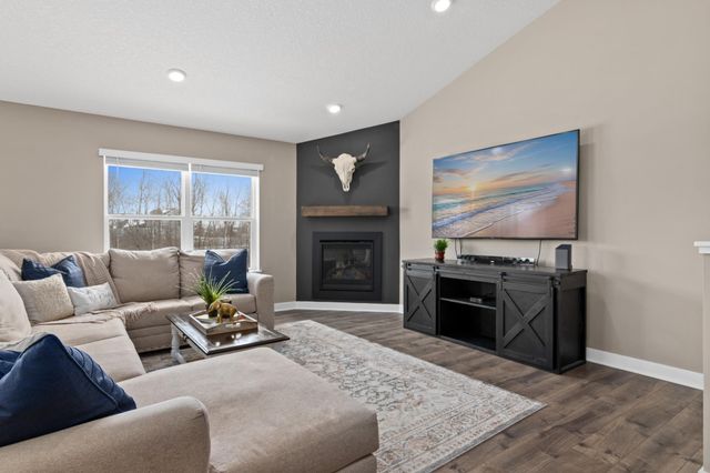 4913 162nd Court N, Hugo, MN 55038