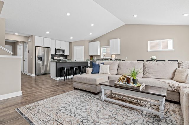 4913 162nd Court N, Hugo, MN 55038