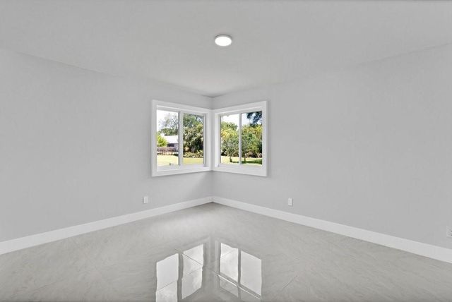 5760 36th Place, Vero Beach, FL 32966
