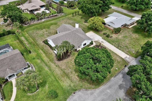 5760 36th Place, Vero Beach, FL 32966