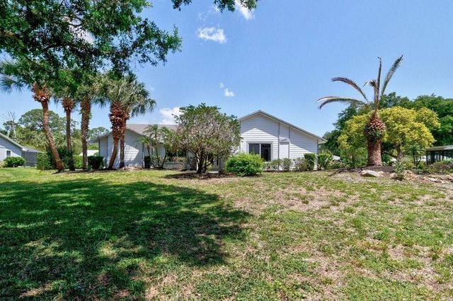 5760 36th Place, Vero Beach, FL 32966