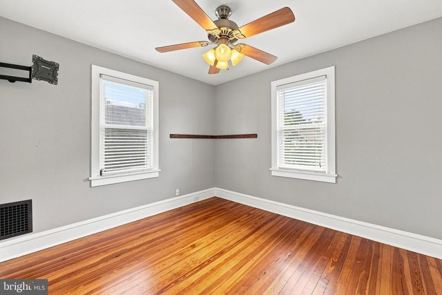 223 S DAVIS ST, Woodbury, NJ 08096