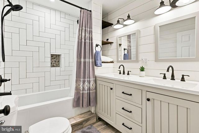 223 S DAVIS ST, Woodbury, NJ 08096