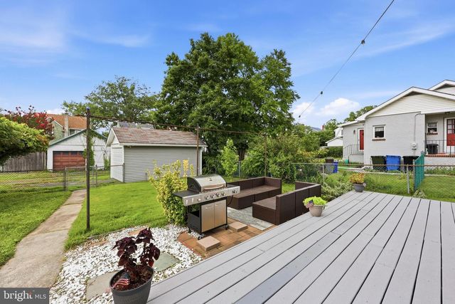 223 S DAVIS ST, Woodbury, NJ 08096