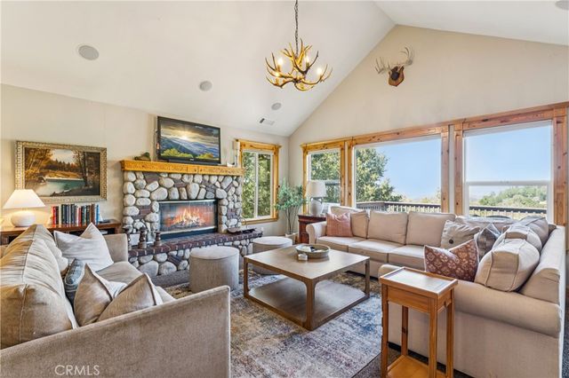 1232 Aleutian Drive, Lake Arrowhead, CA 92352
