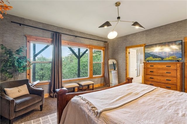 1232 Aleutian Drive, Lake Arrowhead, CA 92352