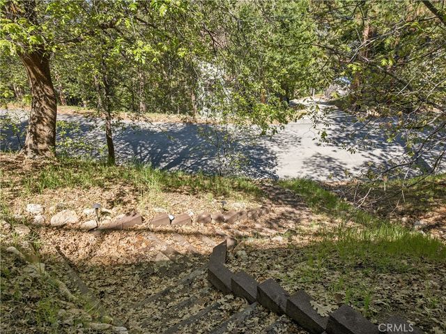 1232 Aleutian Drive, Lake Arrowhead, CA 92352