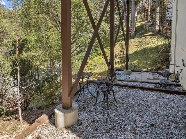 1232 Aleutian Drive, Lake Arrowhead, CA 92352
