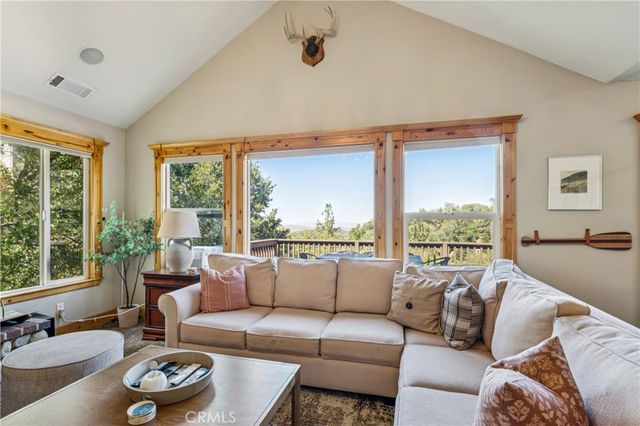 1232 Aleutian Drive, Lake Arrowhead, CA 92352