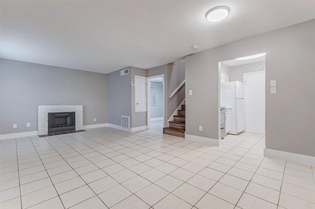 12611 Ashford Meadow A, Houston, TX 77082