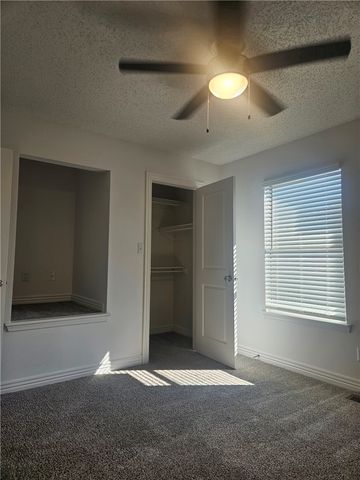 1301 E Central Avenue H-06, Bentonville, AR 72712