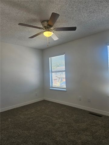 1301 E Central Avenue H-06, Bentonville, AR 72712