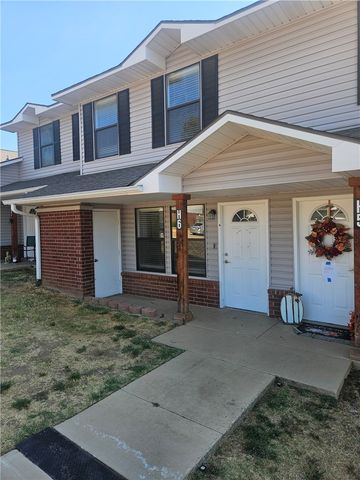 1301 E Central Avenue H-06, Bentonville, AR 72712