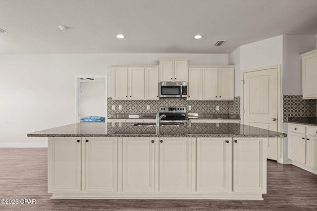 201 Bridge Harbor Drive, Panama City, FL 32404