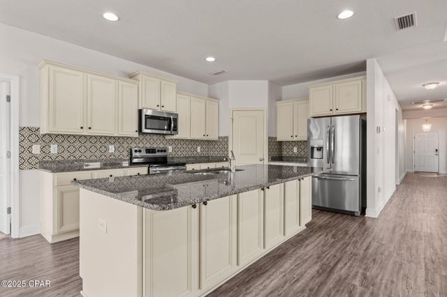 201 Bridge Harbor Drive, Panama City, FL 32404