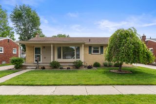 3233 Grange Road, Trenton City, MI 48183