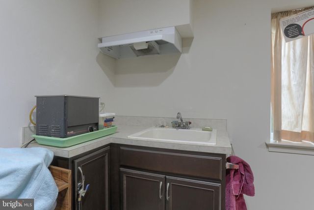 1819 FIELDCREST RD, Lebanon, PA 17042