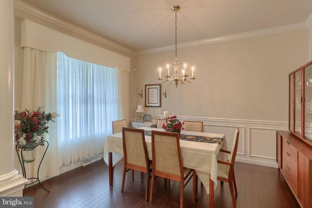 1819 FIELDCREST RD, Lebanon, PA 17042