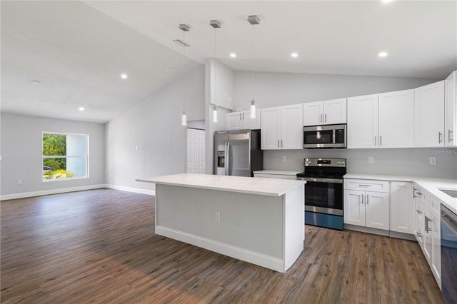 19191 WILLARD AVENUE, Port Charlotte, FL 33954