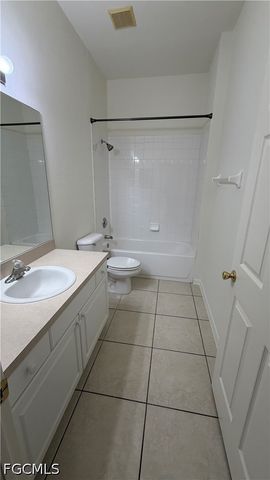 3202 10th ST SW, Lehigh Acres, FL 33976