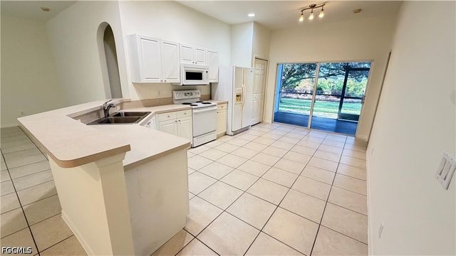 3202 10th ST SW, Lehigh Acres, FL 33976