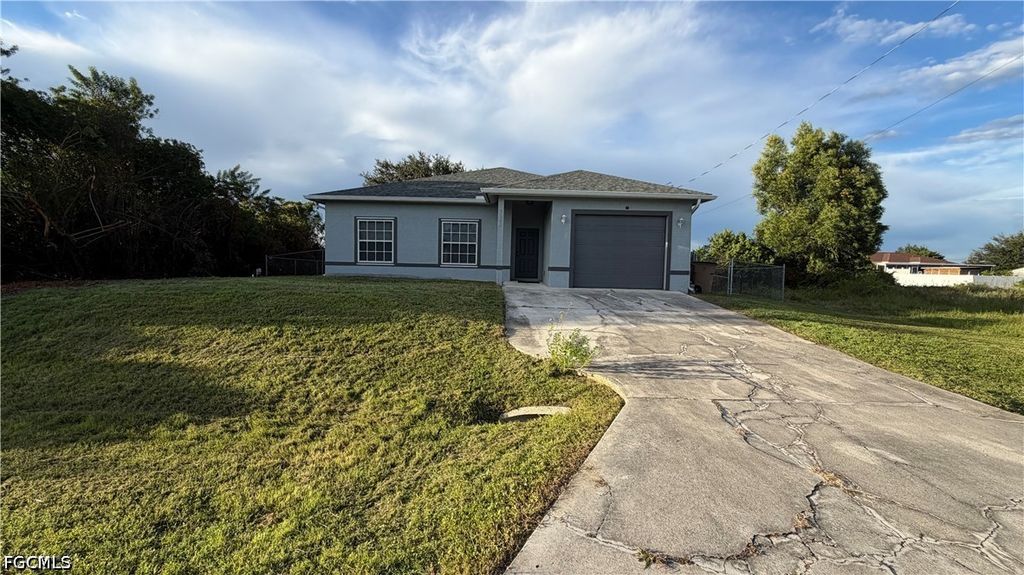 3202 10th ST SW, Lehigh Acres, FL 33976