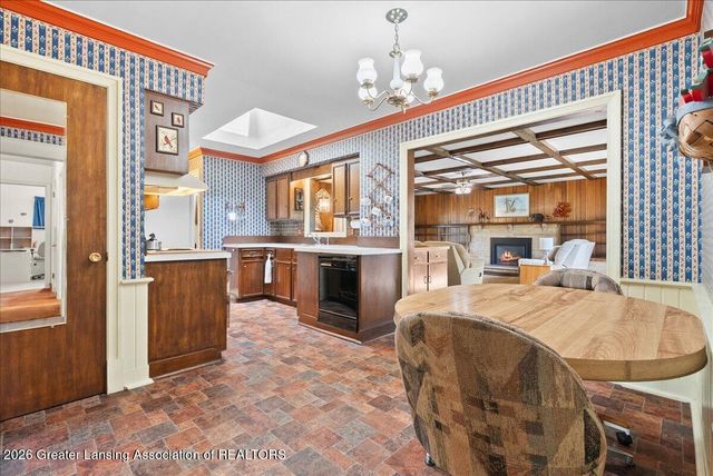 4054 S Pine Dell Drive, Lansing, MI 48911
