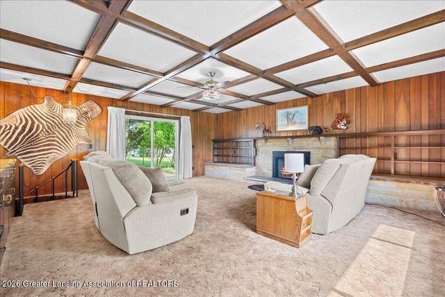 4054 S Pine Dell Drive, Lansing, MI 48911