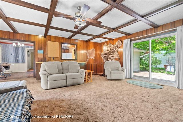 4054 S Pine Dell Drive, Lansing, MI 48911