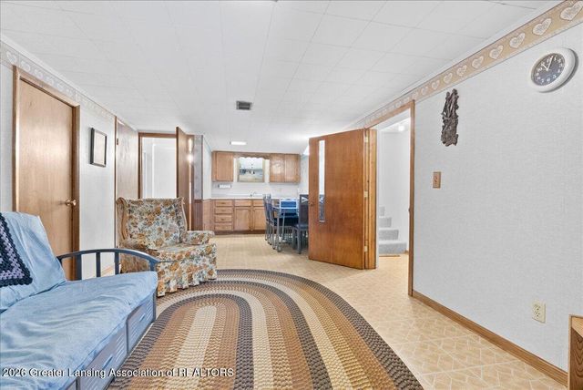 4054 S Pine Dell Drive, Lansing, MI 48911