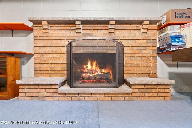 4054 S Pine Dell Drive, Lansing, MI 48911