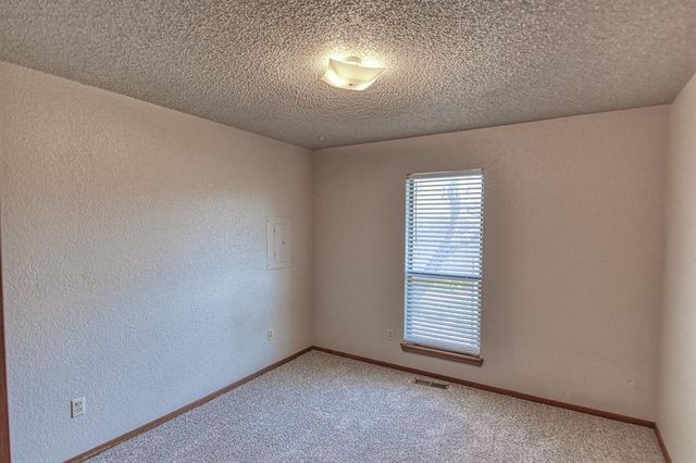 2300 Cedar Brook Drive, Moore, OK 73160